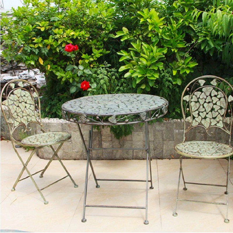 Outdoor Furniture Europe - Mesa y sillas de hierro retro